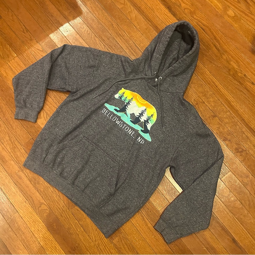 YELLOWSTONE Vivid Collection Adult size L Hoodie Sweatshirt